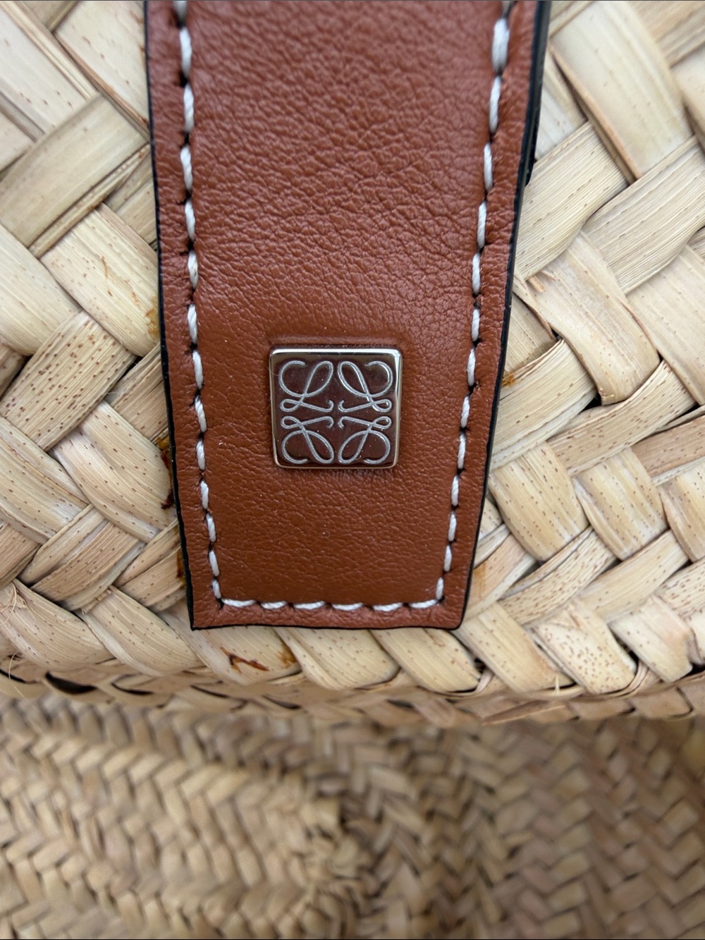 NWOT Loewe Medium Basket Bag - Picture 5 of 11